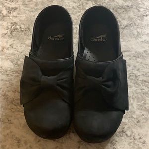 Black Dansko Shoe